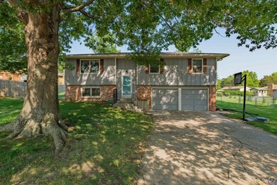6546 SW 26th Ct, Topeka, KS 66614 - photo 2