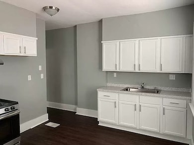 325 N 7th St, Dekalb, IL 60115 - photo 2