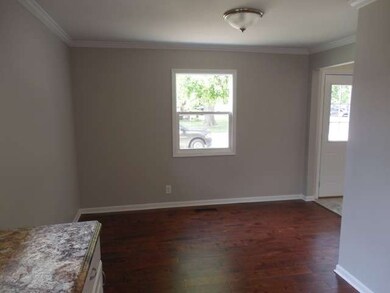 42 Austin Ave, Carpentersville, IL 60110 - photo 6