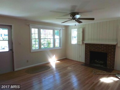 3904 Larchwood Rd, Falls Church, VA 22041 - photo 3