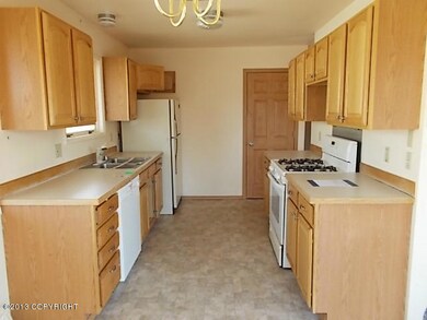 111-126038 Kitchen