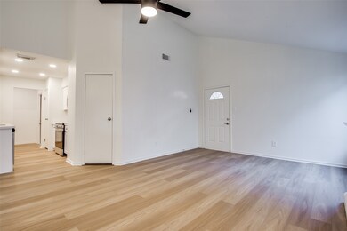 7526 Pepperbrook Dr, Houston, TX 77041 - photo 6