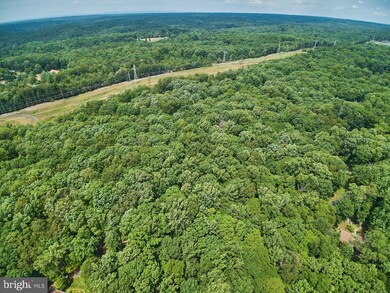 9027 Swift Creek Rd, Fairfax Station, VA 22039 - photo 7