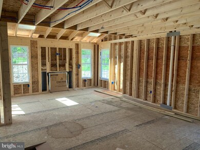 139 N Kemp Rd, Kutztown, PA 19530 - photo 2