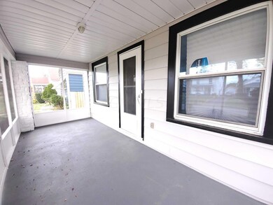 696 S Hague Ave, Columbus, OH 43204 - photo 3