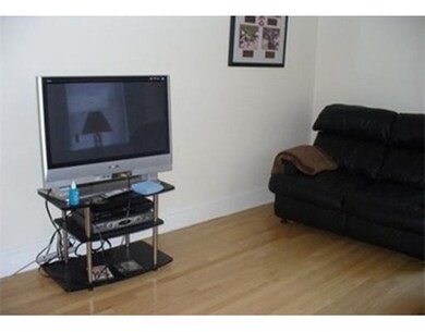 184 W 9th St, Boston, MA 02127 - photo 5