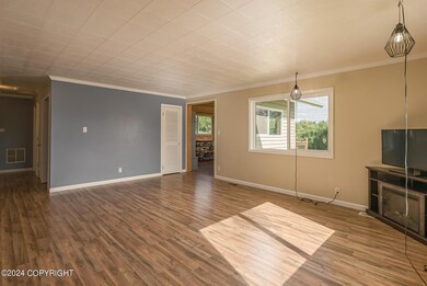 005_2024.08.30 . 481 W Briar Dr