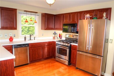 Updated stainless appliances