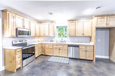 836 White Oak Rd, Stewart, TN 37175 - photo 2