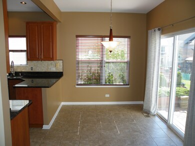 1059 Viewpoint Dr, Lake In the Hills, IL 60156 - photo 4