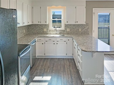 108 Caribou Dr, Statesville, NC 28625 - photo 6