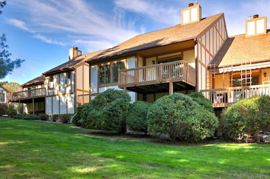 690 Forest Rd unit 702, West Haven, CT 06516 - photo 4