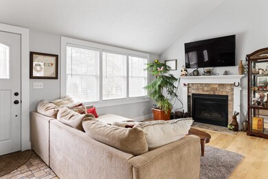 620 Boxberry Hill Rd, East Falmouth, MA 02536 - photo 4