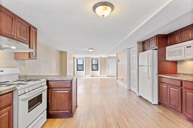 648 Jersey Ave, Jersey City, NJ 07302 - photo 4