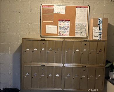 222 N Rose St, Burbank, CA 91505 - photo 4