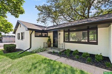 2330 S 90th St, Omaha, NE 68124 - photo 2