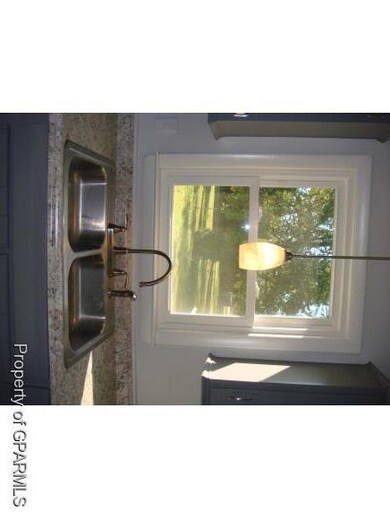 558 Main St, Winterville, NC 28590 - photo 4