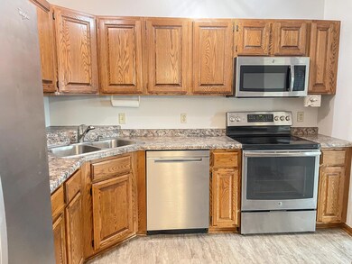 111 Imperial Dr W unit 102, Saint Paul, MN 55118 - photo 6