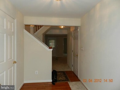 2559 Chase Wellesley Dr, Herndon, VA 20171 - photo 7