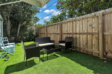 909 N Palmway unit B, Lake Worth, FL 33460 - photo 6