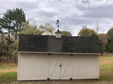 20 Abbeyfield Ln, Brewster, NY 10509 - photo 2