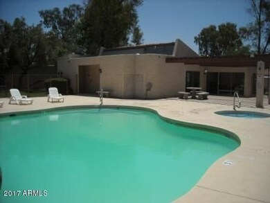 Community Pool - 1608 S. River Dr. - Aus