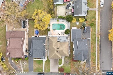 175 Weaver Ave, Bloomfield, NJ 07003 - photo 3