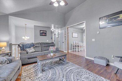 2167 Cramer Rd, Bushkill, PA 18324 - photo 6