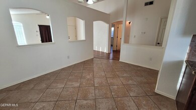 Dining 3 4636 Joseph Rodriguez