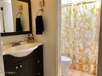 1952 full bathroom