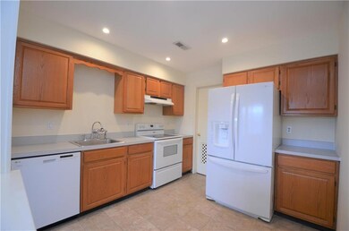 1010 Mews Dr unit 1010, Sellersville, PA 18960 - photo 7