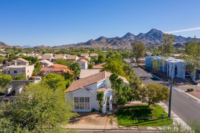 1302 E Harmont Dr, Phoenix, AZ 85020 - photo 3