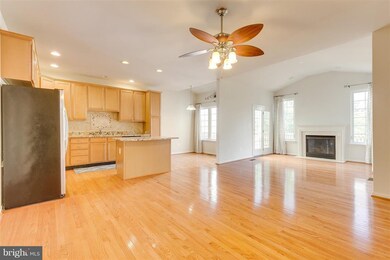 43712 Banshee Heights Terrace, Ashburn, VA 20148 - photo 4