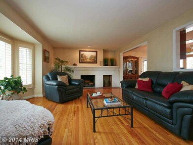 6134 Beachway Dr, Falls Church, VA 22041 - photo 4