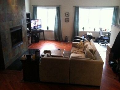 1119 W Webster Ave, Chicago, IL 60614 - photo 6