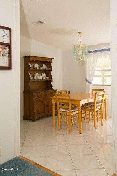 446 Barefoot Blvd - Dining Room 2
