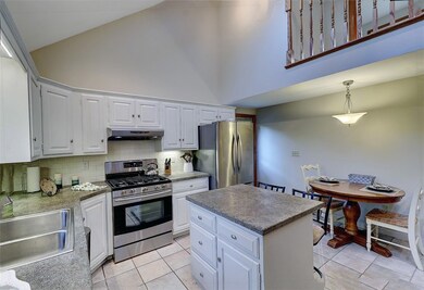 8 Maudsley Ave, Barrington, RI 02806 - photo 6