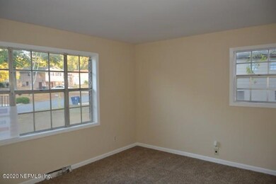 556 Karey Dr, Center Point, AL 35215 - photo 2