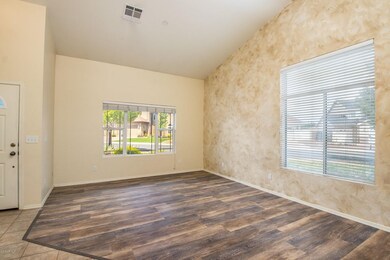 03_Front Room1