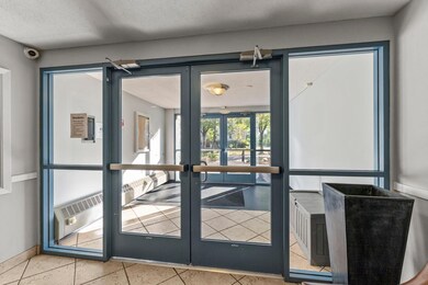 4400 Upton Ave S unit 405, Minneapolis, MN 55410 - photo 5