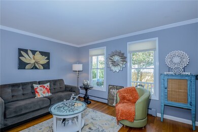 6 Curry Ave, Newport, RI 02840 - photo 5