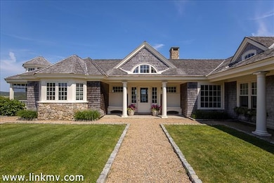 7 Clay Pit Ln, Aquinnah, MA 02535 - photo 4