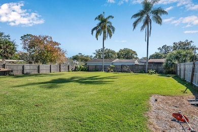 2004 Lily Ct, Sanford, FL 32771 - photo 2