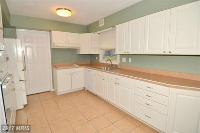 3907 York Ln, Bowie, MD 20715 - photo 4