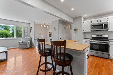 126 Walchest Dr, Toms River, NJ 08753 - photo 5