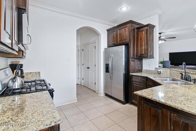 207 Wisteria Bend-11