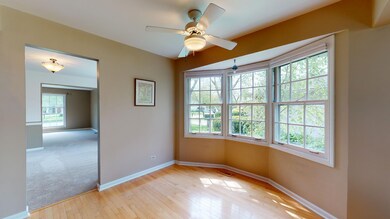 639 Edward Rd, Naperville, IL 60540 - photo 4