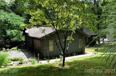 135 Shelly Dr, Hendersonville, NC 28792 - photo 3