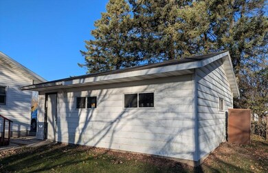 185 Shaw St, Phillips, WI 54555 - photo 4