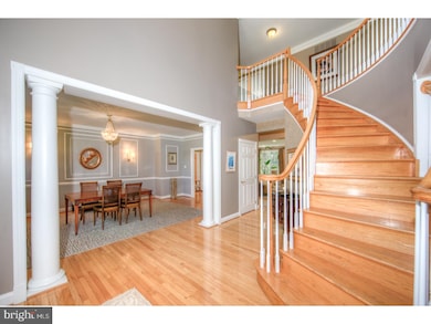 1103 Pebble Spring Dr, Berwyn, PA 19312 - photo 2